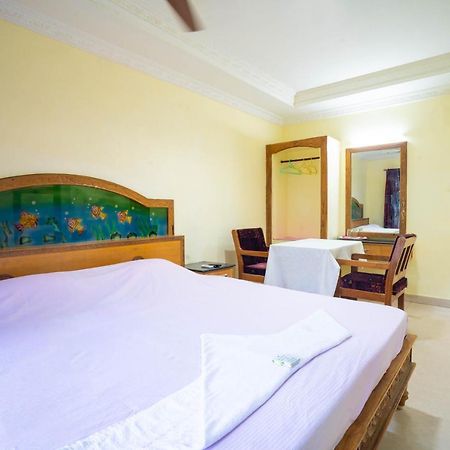 Hotel TamilNadu, Courtallam I Kuttālam Esterno foto