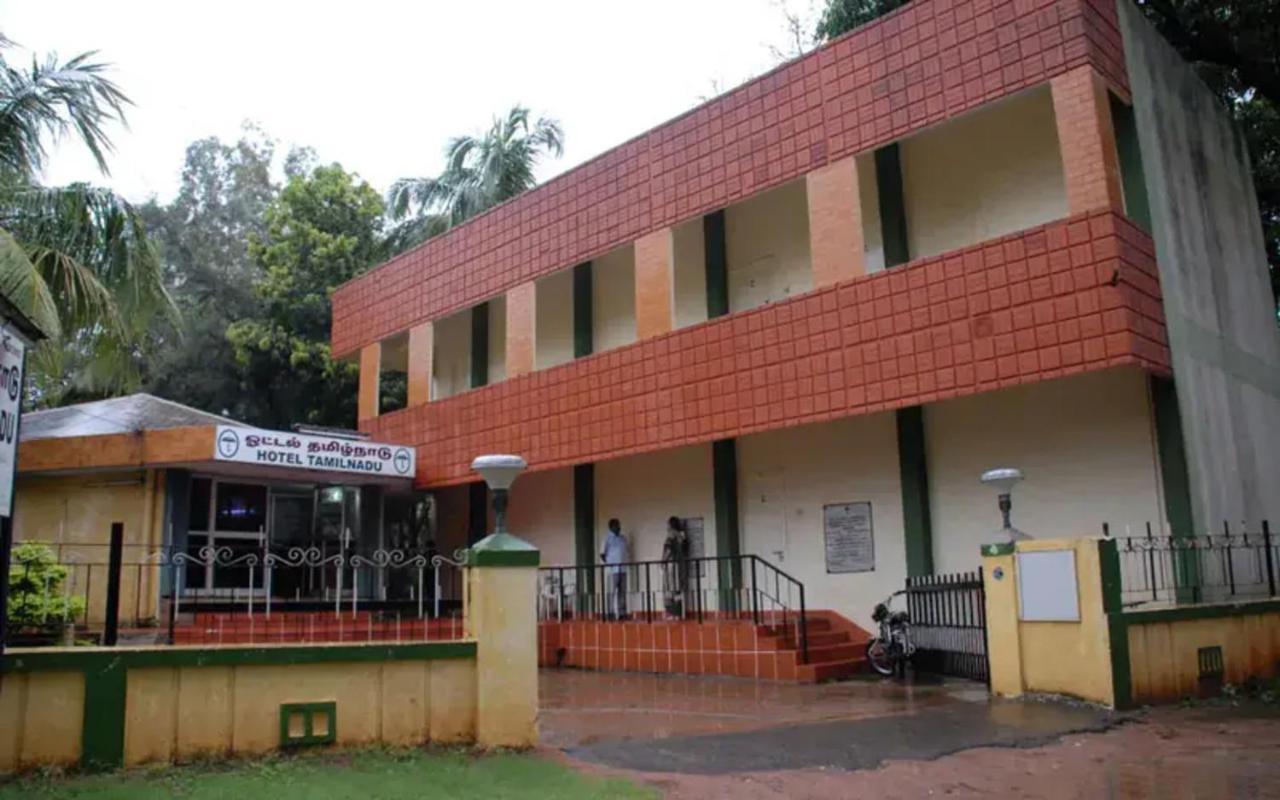Hotel TamilNadu, Courtallam I Kuttālam Esterno foto